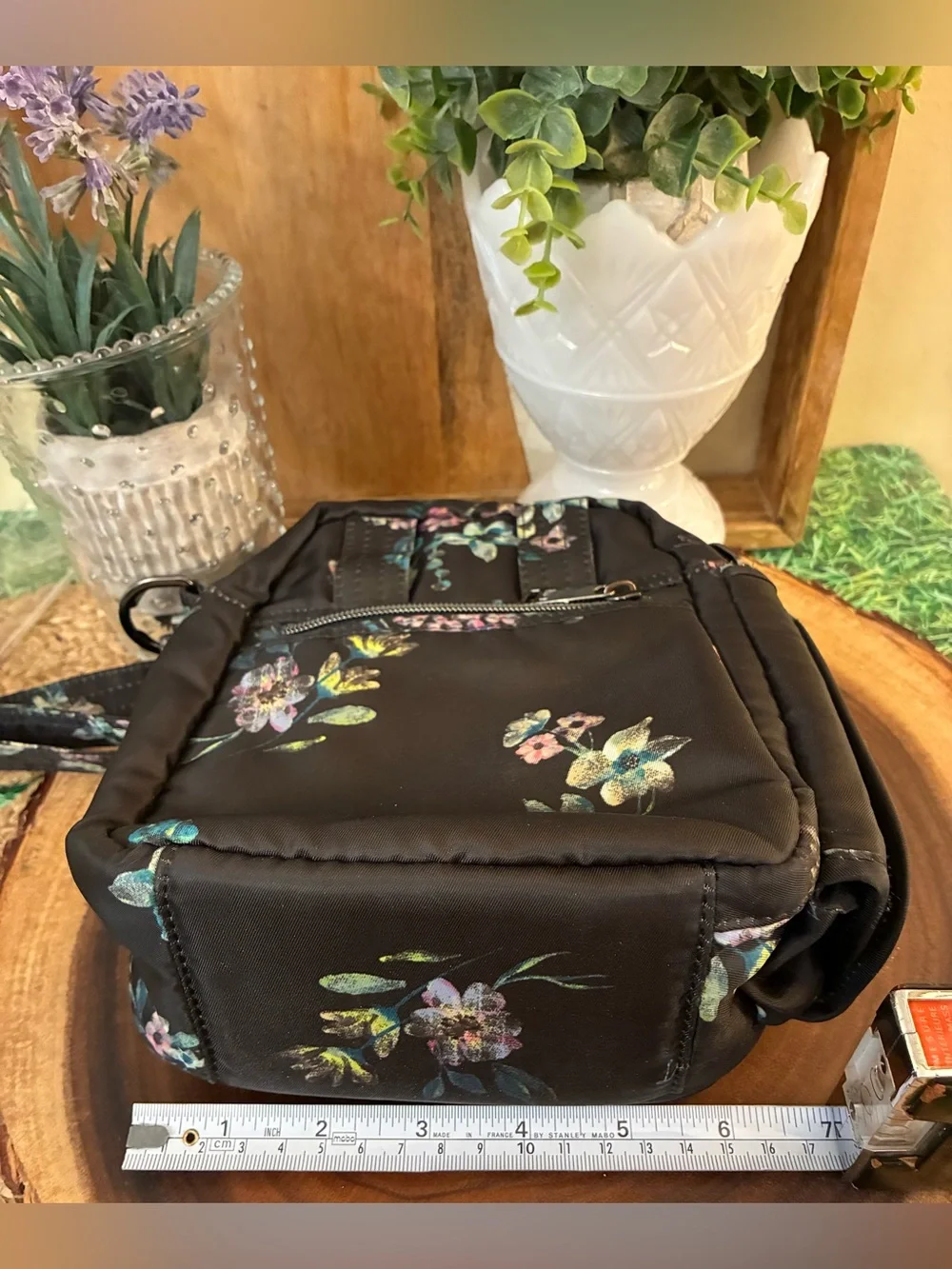 Lug Can Can, Crossbody Purse Convertible Bum Bag with Multicolor Floral Print